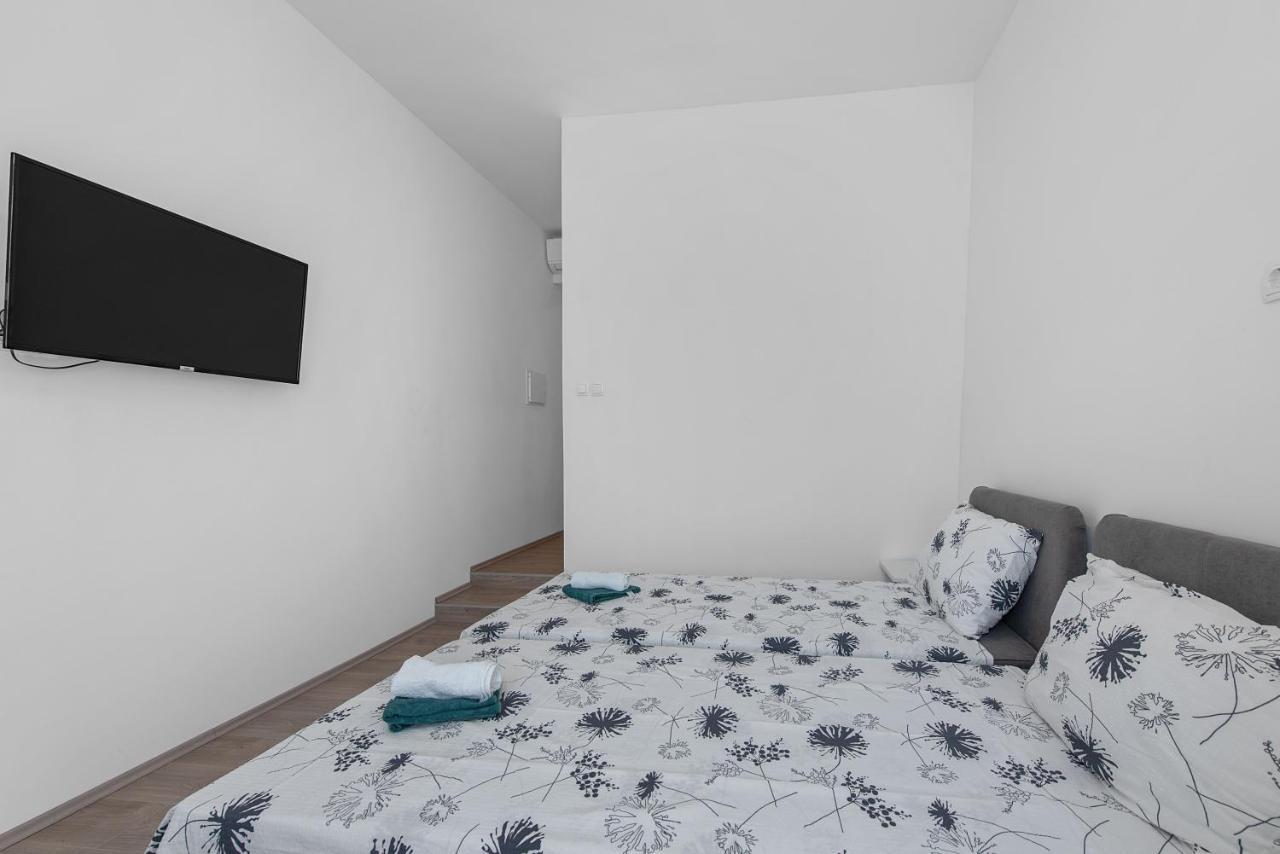 Mima Apartments Rijeka Eksteriør bilde
