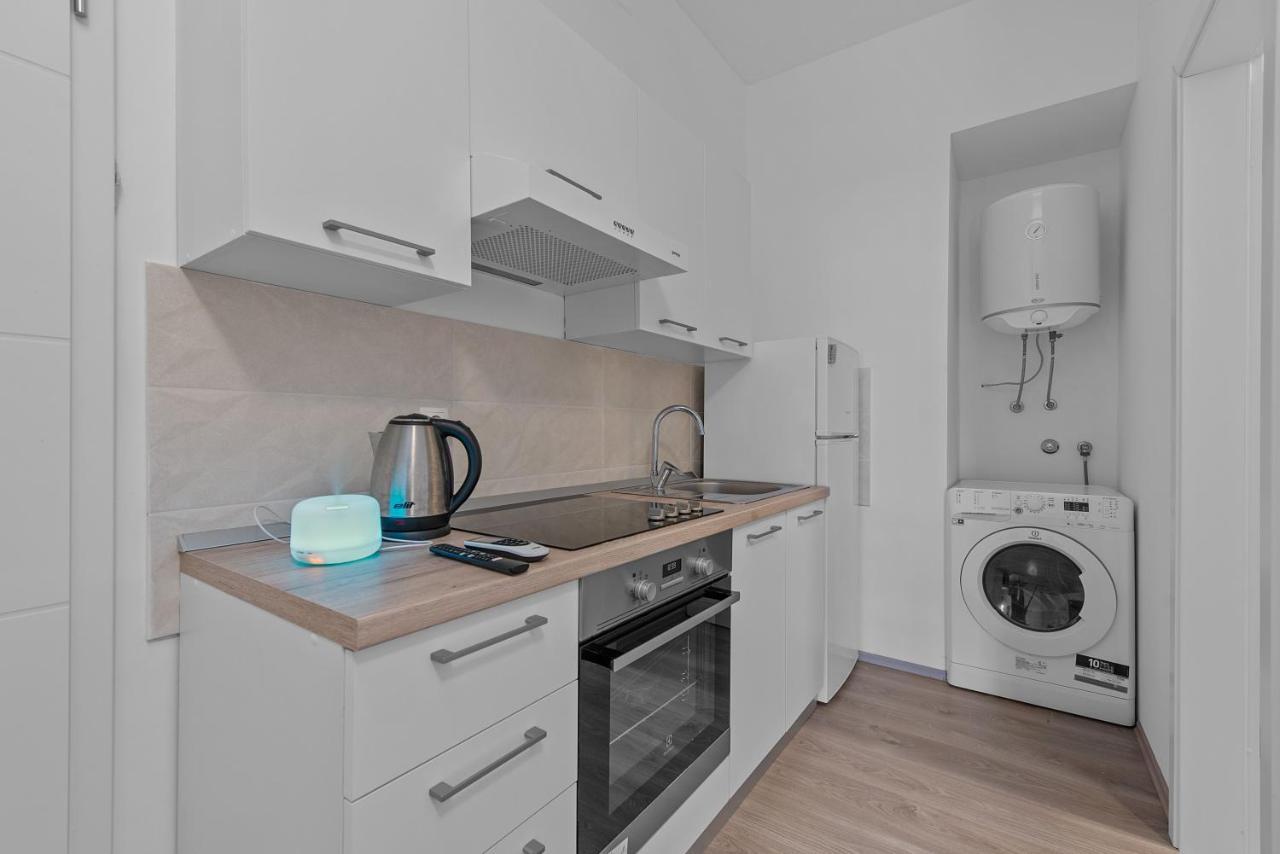 Mima Apartments Rijeka Eksteriør bilde